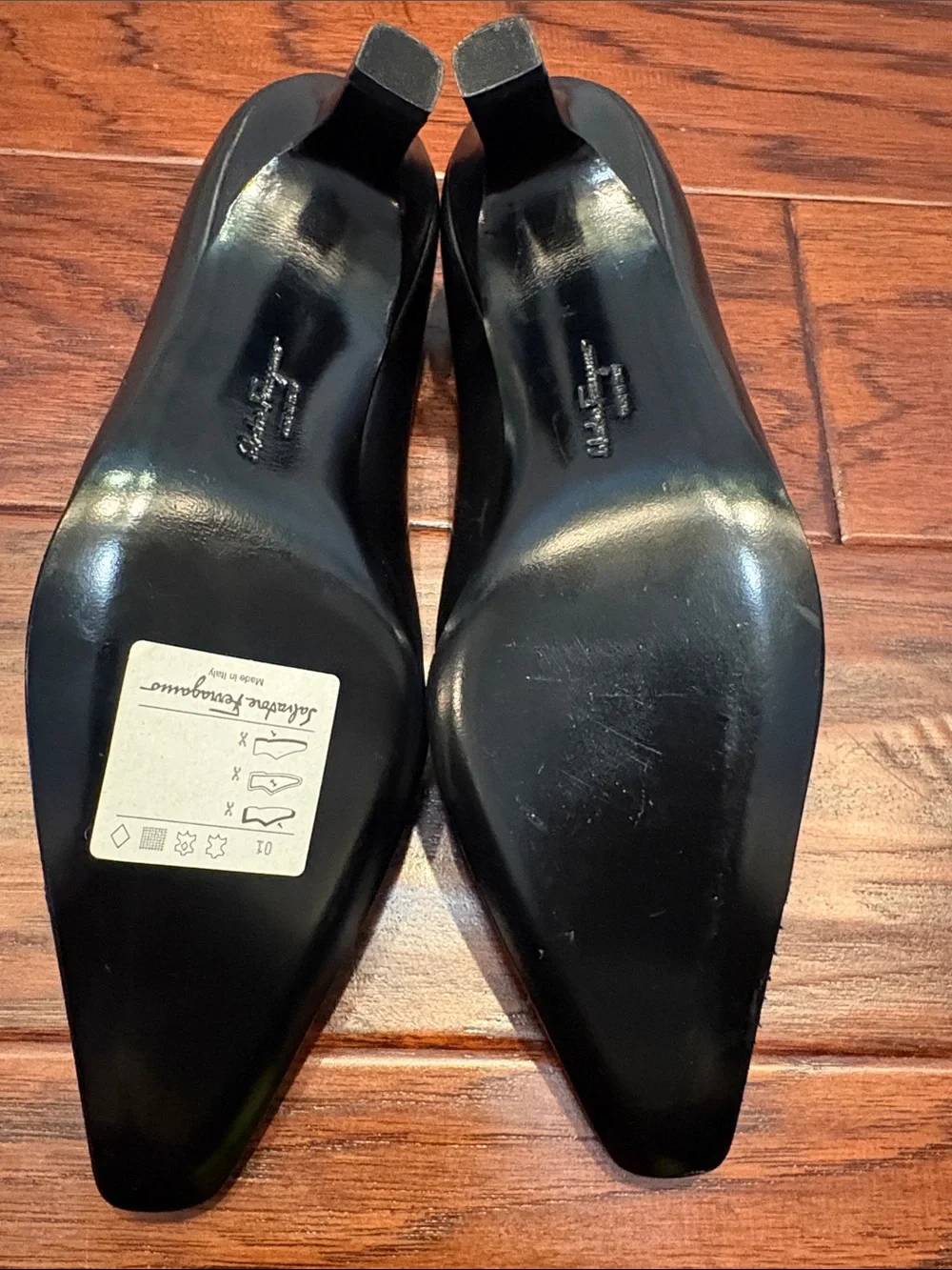 Salvatore Ferragamo Black Leather Pointed Toe Pumps (brand new)